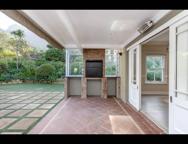 5 BEDROOM HOUSE TO LET IN RUYTEPLAATS
